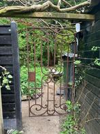 Smeedijzeren antiek sierhek 110 x 212 incl scharnieren+palen, Ophalen, Zo goed als nieuw, IJzer, Sierhekwerk