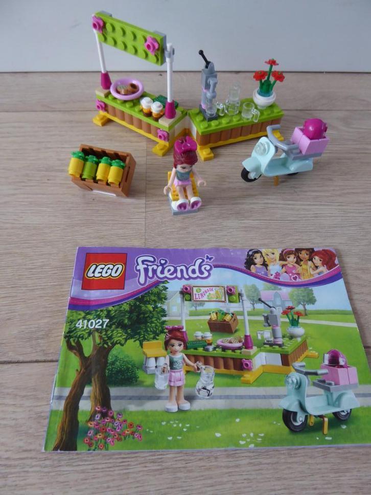Lego Friends 41027 Mia’s limonadekraam, Kinderen en Baby's, Speelgoed | Duplo en Lego, Zo goed als nieuw, Lego, Complete set, Ophalen of Verzenden