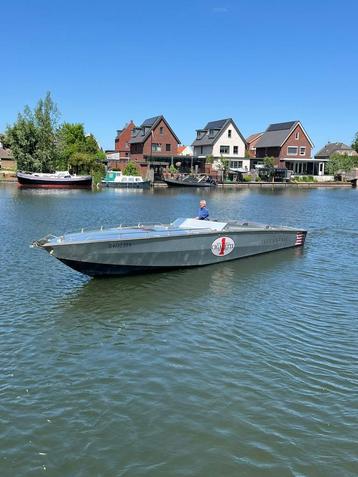 42' cigarette speedboot beschikbaar voor biedingen