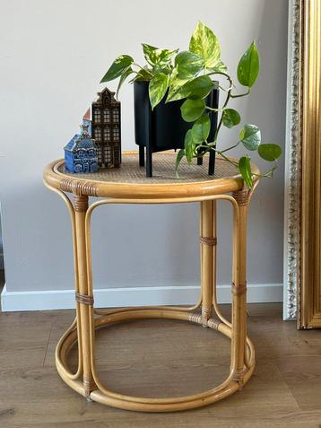 Vintage bamboo - rotan bijzettafel - tafel beschikbaar voor biedingen