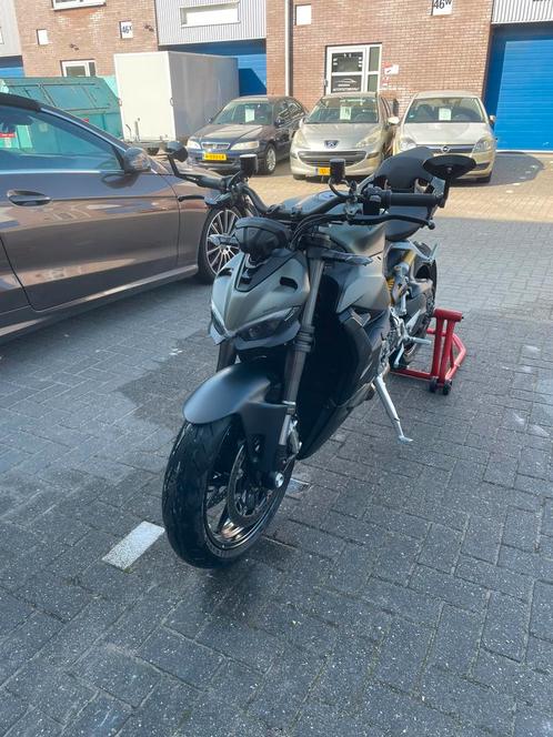 Ducati streetfighter v2 stormgreen, Motoren, Motoren | Ducati, Bedrijf, Naked bike, meer dan 35 kW, 2 cilinders, Ophalen