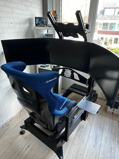 Triple Screens met Simlab Integrated Monitor Mount, Spelcomputers en Games, Spelcomputers | Overige Accessoires, Gebruikt, Ophalen