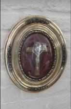 Antiek kruisbeeld in glazen stolp, Antiek en Kunst, Ophalen of Verzenden