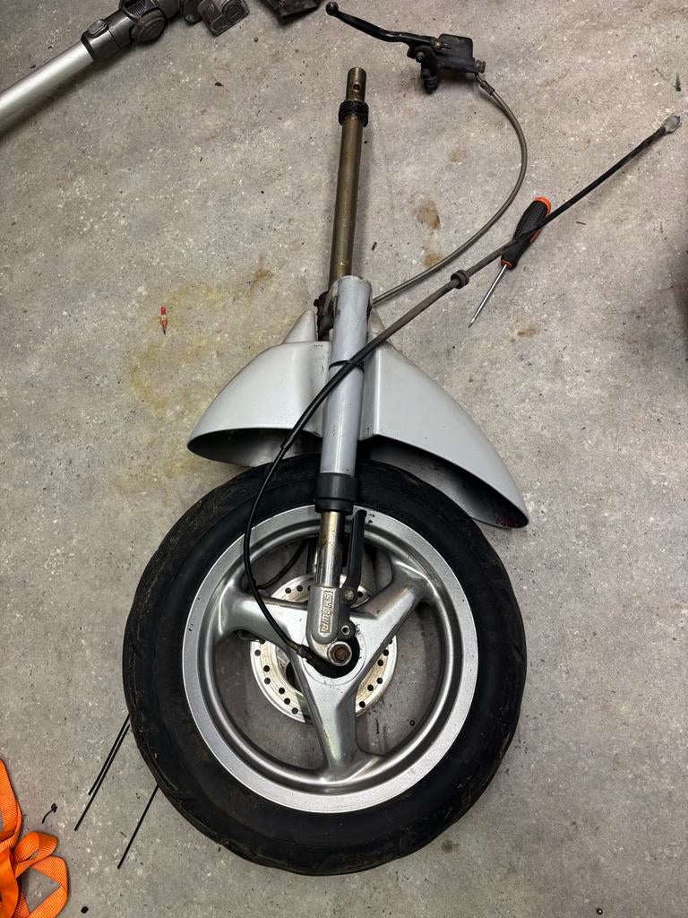 Complete vivacity voorvork, Fietsen en Brommers, Brommeronderdelen | Scooters, Ophalen of Verzenden, Zo goed als nieuw, Overige typen