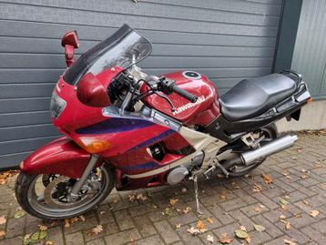 Kawasaki ZZR 600 inruilkoopje beschikbaar voor biedingen