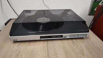 Akai AP-A201 semi automatische direct drive platenspeler  beschikbaar voor biedingen