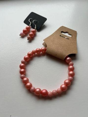Armband met oorbellen roze, Nieuw