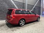 Volvo V70 2.5FT R-Design | Automaat | Xenon | Leder | 18 Inc, Auto's, Zwart, Navigatiesysteem, 2521 cc, 92 €/maand