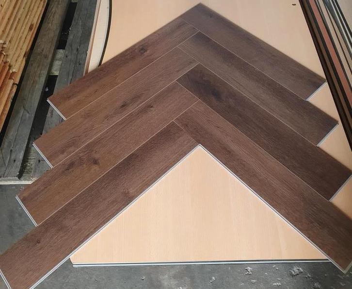 31,7 m2 Klik PVC Lamett Yukon YUK HB-2621-IB Tan., Huis en Inrichting, Stoffering | Vloerbedekking, Nieuw, Laminaat, Bruin, 25 tot 50 m²