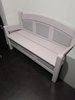 Witte houten bank met rugleuning, Antiek en Kunst, Antiek | Meubels | Stoelen en Banken, Ophalen of Verzenden