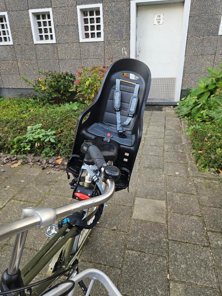 Kinderstoeltje fiets, Fietsen en Brommers, Fietsaccessoires | Fietsstoeltjes, Zo goed als nieuw, Achterzitje, 15 t/m 25 kg, Voetsteuntjes