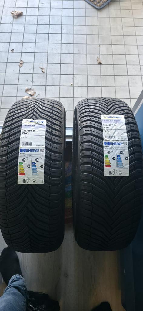 Michelin CrossClimate 2 Vierseizoenenbanden (225/55 R16)w99, Ophalen of Verzenden, Zo goed als nieuw