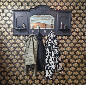 Mooie antieke kapstok met spiegel beschikbaar voor biedingen