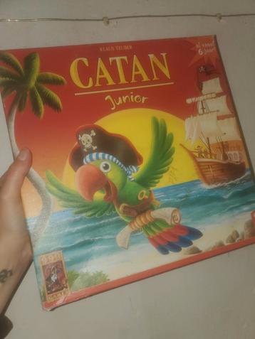 Catan Junior - Leuk familiespel! beschikbaar voor biedingen