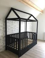 1/2 persoons kinder bed (huisje), met onder lade, Gebruikt, Lattenbodem, 100 cm of meer, Ophalen