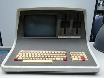 Vintage Intertec Data Systems Superbrain (1979) beschikbaar voor biedingen