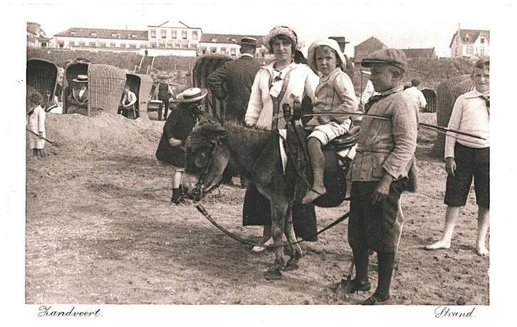 959387 Zandvoort ZH Strand Ezeltje 1914 Gelopen m postzegel, Verzamelen, Ansichtkaarten | Nederland, Gelopen, Zuid-Holland, Voor 1920