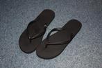 Nieuwe zwarte Hema slippers mt 41, Slippers, Zwart, Nieuw, Ophalen of Verzenden