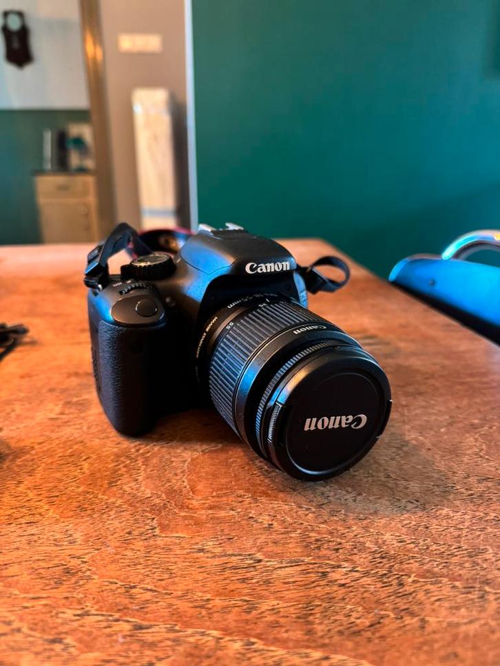 Canon EOS 550D + 18-55mm IS II Lens + Tas + 64GB, Audio, Tv en Foto, Fotocamera's Digitaal, Zo goed als nieuw, Spiegelreflex, Canon