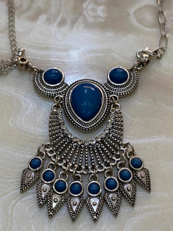 Blauwe Statement Ketting, Sieraden, Tassen en Uiterlijk, Kettingen, Zo goed als nieuw, Overige materialen, Blauw, Met hanger, Met kristal