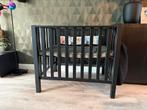 Zwarte box met boxmatras en hoes, Kinderen en Baby's, Boxen, Ophalen, Zo goed als nieuw