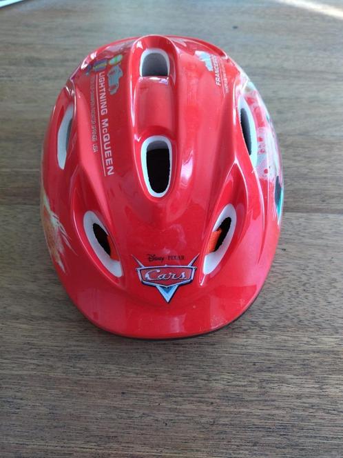Cars kinderen helm gebruikt voor fietsen ,skateboard,steppe, Kinderen en Baby's, Speelgoed | Buiten | Voertuigen en Loopfietsen