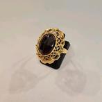 Vintage 14 karaats gouden ring bezet met Granaat geelgoud, Ophalen of Verzenden, Zo goed als nieuw, 17 tot 18, Met edelsteen