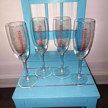 Piper Heidsieck Champagne glazen 20 cm set van 4 stuks beschikbaar voor biedingen