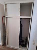 Witte kledingkast met schuifdeuren, Huis en Inrichting, Kasten | Kledingkasten, Ophalen, Overige materialen, Gebruikt, Met hangruimte
