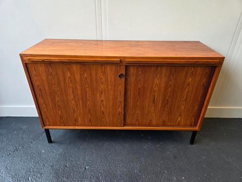 Vintage lowboard dressoir kast mid century Denemarken, Huis en Inrichting, Kasten | Dressoirs, Gebruikt, 100 tot 150 cm, 25 tot 50 cm