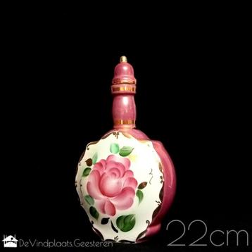 Systert Porselein karaf ‘Rose’ beschikbaar voor biedingen