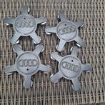 Originele audi wieldoppen naafkappen voor 16", Auto diversen, Wieldoppen, Ophalen of Verzenden, Zo goed als nieuw