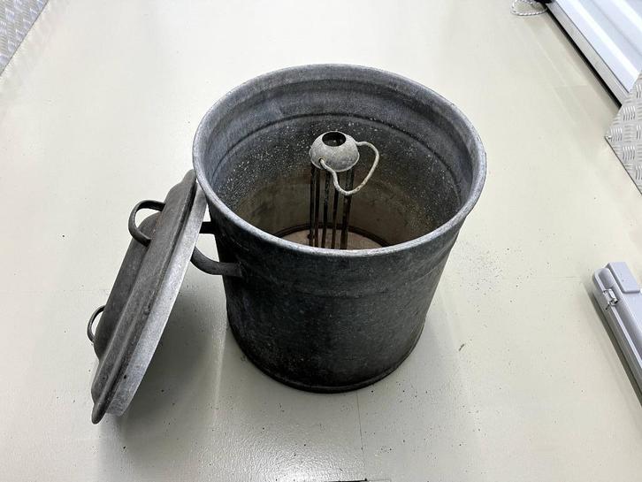 Antieke pasturiseer/steriliseer emmer met thermometer, Antiek en Kunst, Antiek | Keukenbenodigdheden, Ophalen