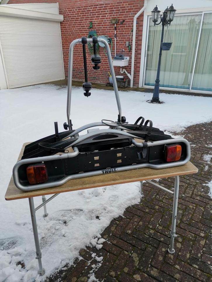 Thule Fietsendrager, Auto diversen, Fietsendragers, Gebruikt, Trekhaakdrager, 2 fietsen, Brede banden, Elektrische fiets, Ophalen