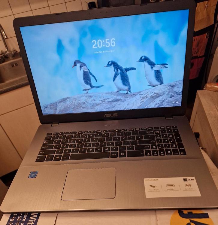 Asus VivoBook 17 - Dun & Licht - 17 inch scherm, Computers en Software, Windows Laptops, Gebruikt, 17 inch of meer, SSD, Onbekend