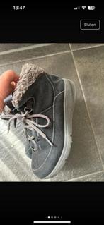 Ugg, Kinderen en Baby's, Kinderkleding | Schoenen en Sokken, UGG, Ophalen of Verzenden, Jongen, Laarzen
