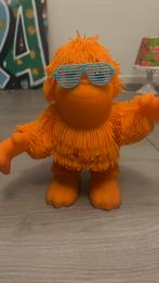 Oranje dansende aap voor kinderen, Kinderen en Baby's, Speelgoed | Knuffels en Pluche, Zo goed als nieuw, Ophalen