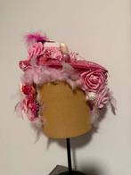 Carnavals Pruik met Bloemen, Ophalen of Verzenden, Nieuw, One size fits all, Hoed