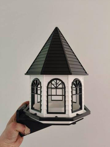  Vogelvoederhuisje beschikbaar voor biedingen