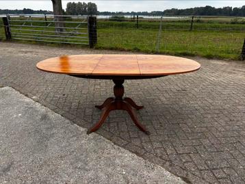 Tafel uitschuifbaar engelse stijl beschikbaar voor biedingen
