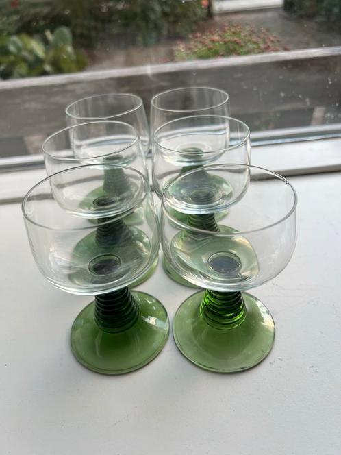 Roemer Wijnglazen - Set van 6 - Lichtgroene Voet, Antiek en Kunst, Antiek | Glas en Kristal, Ophalen of Verzenden