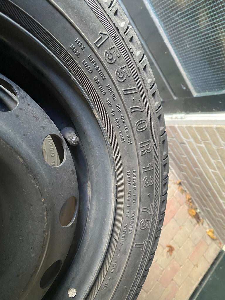 Winterbanden 155/70R13 4x100 op velg, Auto-onderdelen, Banden en Velgen, Ophalen, 14 inch, Gebruikt, 155 mm