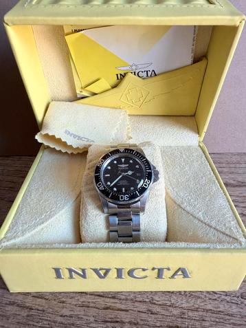 Vintage Invicta Heren Polshorloge beschikbaar voor biedingen