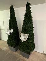 2 Kerstbomen  in kunsthars potten, Diversen, Kerst, Ophalen, Gebruikt