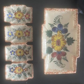 Handgemaakt schalensetje beschikbaar voor biedingen