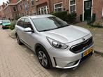 Kia Niro 1.6 GDi Hybrid 141pk Dct6 2016 Grijs, Origineel Nederlands, 75 €/maand, 26 km/l, SUV of Terreinwagen