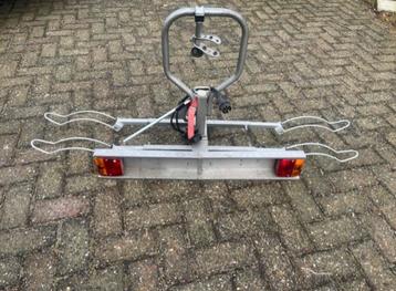 Fietsendrager beschikbaar voor biedingen