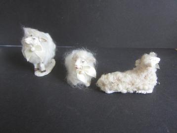 Zeer oude (60 jaar)  kerststal schapen ZEER OUD beschikbaar voor biedingen
