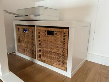 IKEA KALLAX kast met 2 manden - Perfecte staat! beschikbaar voor biedingen