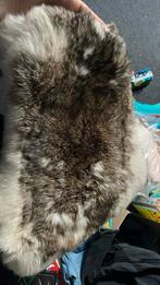 Konijnenvel, Huis en Inrichting, Woonaccessoires | Plaids en Woondekens, Ophalen of Verzenden, Zo goed als nieuw